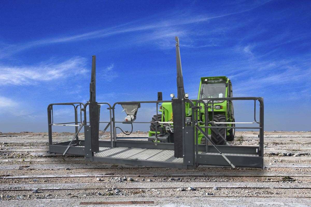 Trilateral extendible aerial work platform with front loading